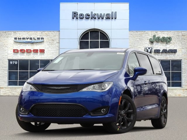 2019 chrysler pacifica passenger van