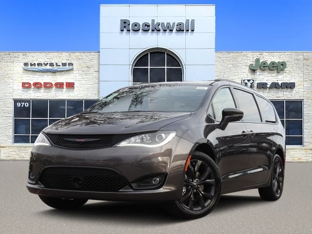 New 2020 Chrysler Pacifica Red S Passenger Van In Rockwall